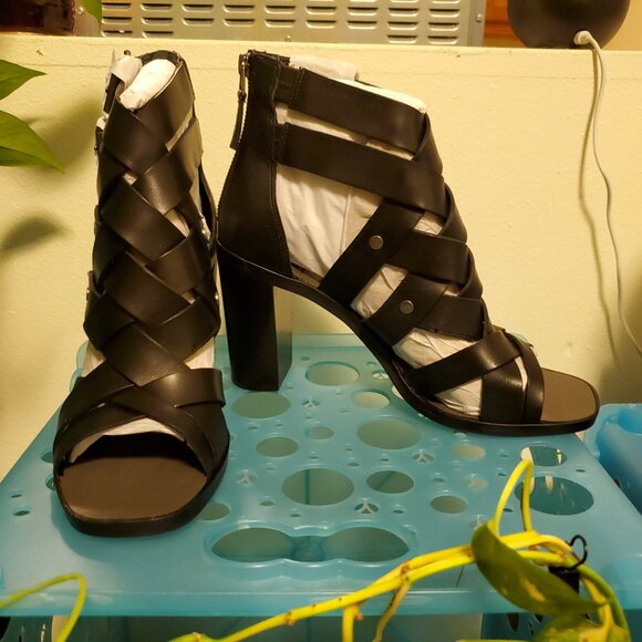 Dolce Vita sexy strappy black high heel sandals Women's 9 - Picture 2 of 5
